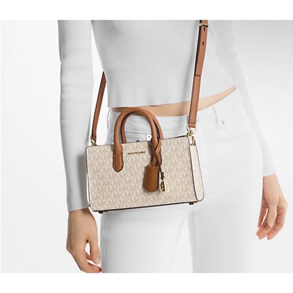 MICHAEL Michael Kors NWT Scarlett X-Small Crossbody Bag in Vanilla/Acorn - Picture 4 of 4